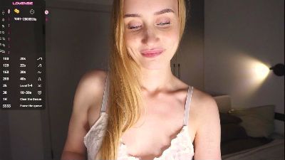 JanicePhaneuf live cam on Cam4