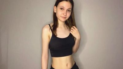 JanieGallosa live cam on Cam4