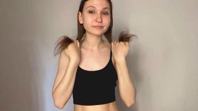 JanieGallosa live cam on Cam4