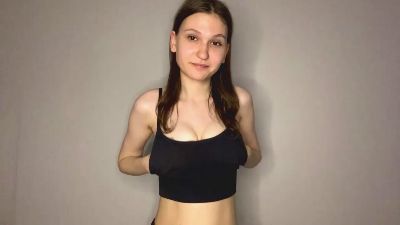 JanieGallosa live cam on Cam4