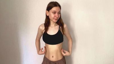 JanieGallosa live cam on Cam4