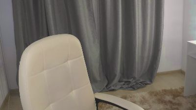 JanitaParone live cam on Cam4