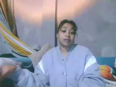 Jannah92 live cam on Cam4