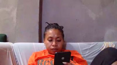 Jannah92 live cam on Cam4
