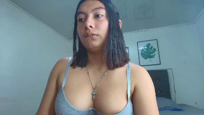 Janne_01 live cam on Cam4