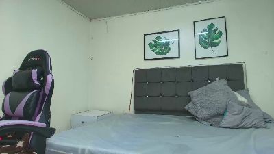 Janne_01 live cam on Cam4