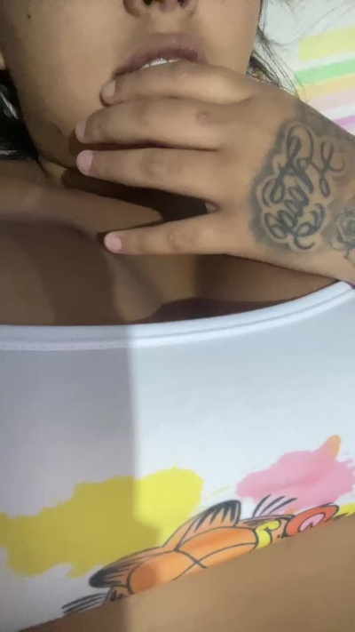 Japinha_ live cam on Cam4