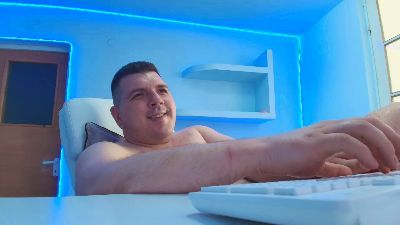 Jasonjacks8 live cam on Cam4