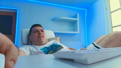 Jasonjacks8 live cam on Cam4