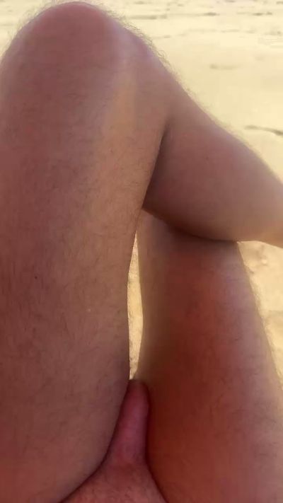 Javi0048 live cam on Cam4