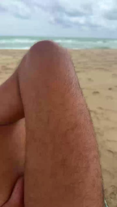 Javi0048 live cam on Cam4