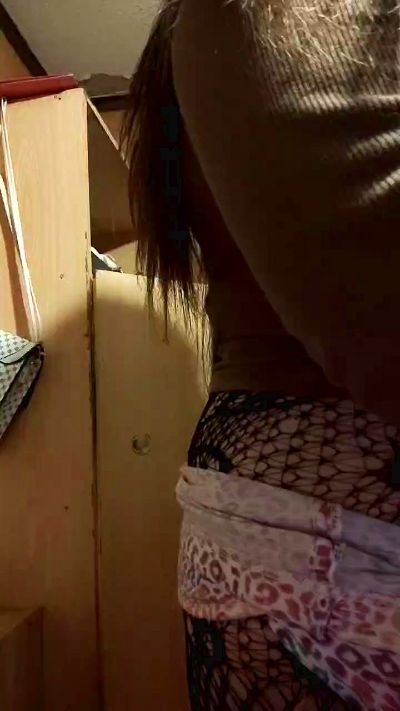 Javieritaaa28 live cam on Cam4