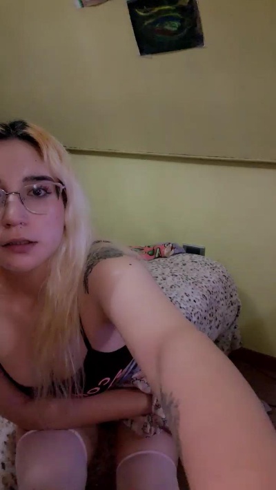 Javii_uwu live cam on Cam4