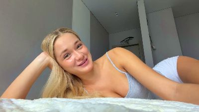 JayBuszak live cam on Cam4