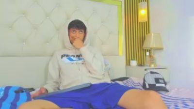 Jay_Secret1 live cam on Cam4