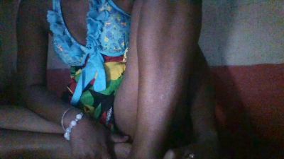 Jayah1 live cam on Cam4