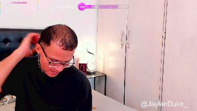 Jaylen_and_duke live cam on Cam4
