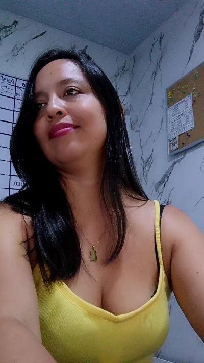 Jaz_Angel live cam on Cam4