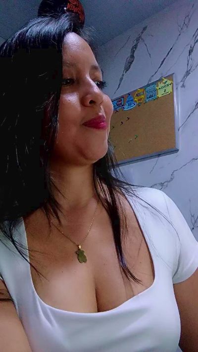 Jaz_Angel live cam on Cam4