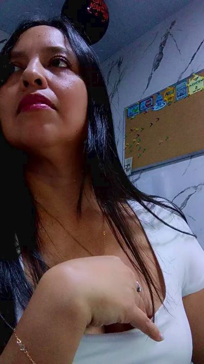 Jaz_Angel live cam on Cam4