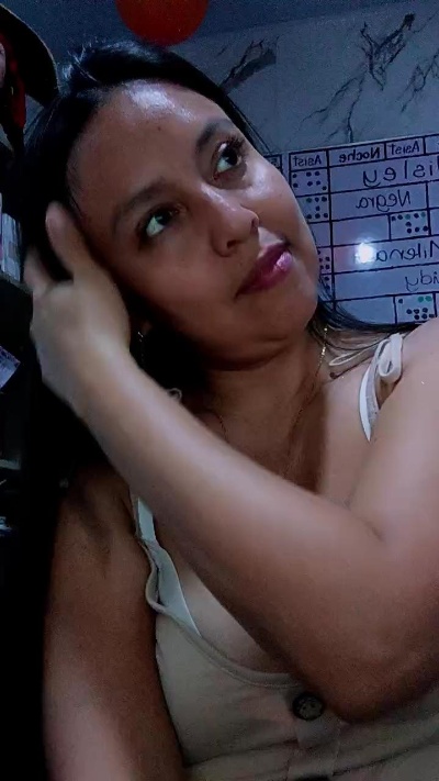 Jaz_Angel live cam on Cam4