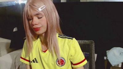 Jazmiinrosee live cam on Cam4