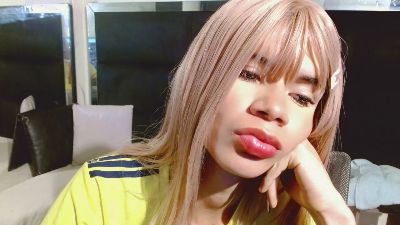 Jazmiinrosee live cam on Cam4