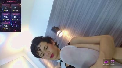 Jazmiinrosee live cam on Cam4