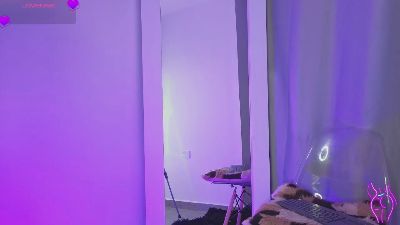 Jazmin_002 live cam on Cam4