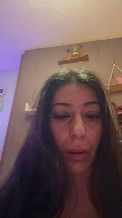 Jazmink webcam femeie live din Regatul Unit