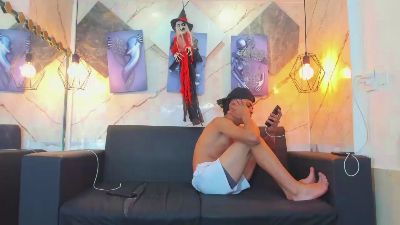 JeanPaul_26 live cam on Cam4