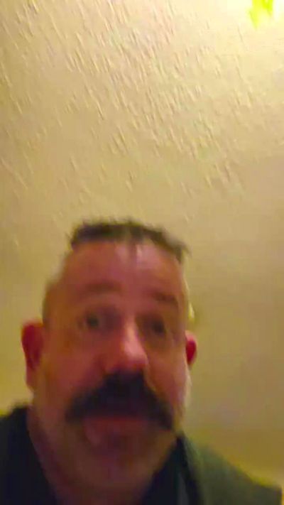 Jeepbrofo live cam on Cam4