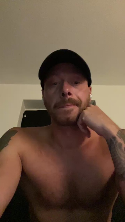 Jefferson732 live cam on Cam4