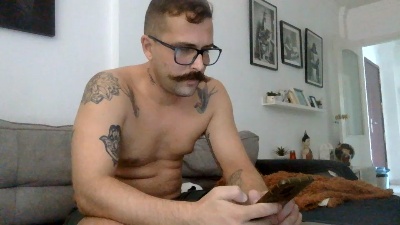 Jeffhubard live cam on Cam4