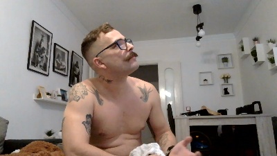 Jeffhubard live cam on Cam4