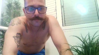 Jeffhubard live cam on Cam4