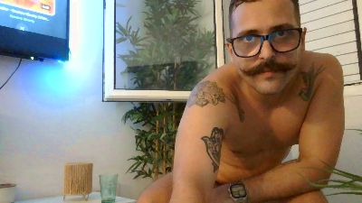 Jeffhubard live cam on Cam4