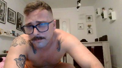 Jeffhubard live cam on Cam4
