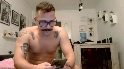 Jeffhubard live cam on Cam4
