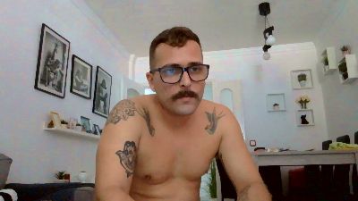 Jeffhubard live cam on Cam4