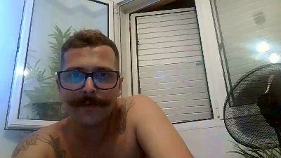 Jeffhubard live cam on Cam4