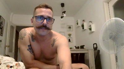 Jeffhubard live cam on Cam4