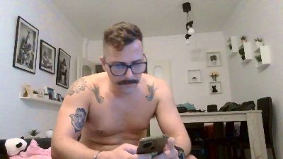 Jeffhubard live cam on Cam4