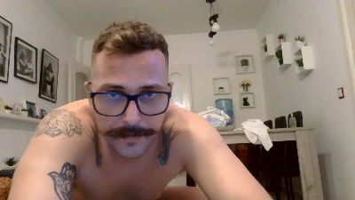Jeffhubard live cam on Cam4