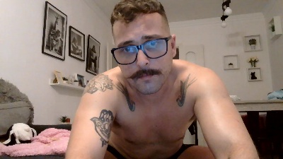 Jeffhubard live cam on Cam4