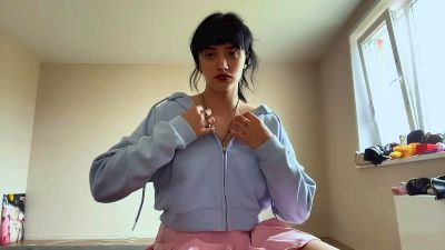 JenaLimthong live cam on Cam4