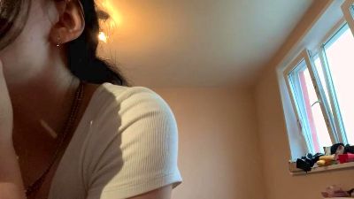 JenaLimthong live cam on Cam4