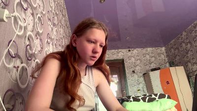 JenaeCocuzza live cam on Cam4