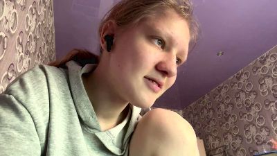 JenaeCocuzza live cam on Cam4