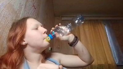 JenaeCocuzza live cam on Cam4